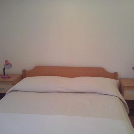 Apartments By The Sea Sumartin, Brac - 11658 객실 사진